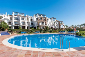 Los Arqueros sunny balcony with pool by Costarentals - Ref M52, Benahavis